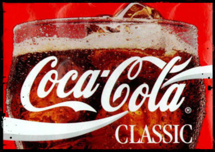 Locomotive Slash easy to handle Coca Cola a implinit 119 ani----8 lucruri pe care sigur nu le stiai despre  celebra companie - deeascumpik