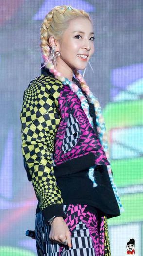 dara4