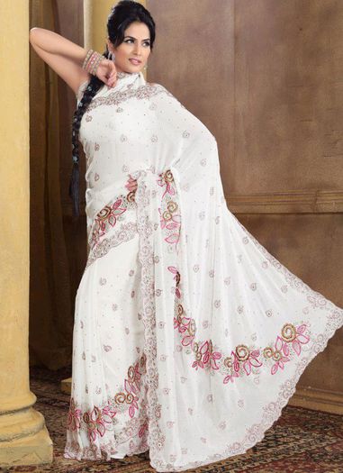 377371_575469915810530_1165923141_n