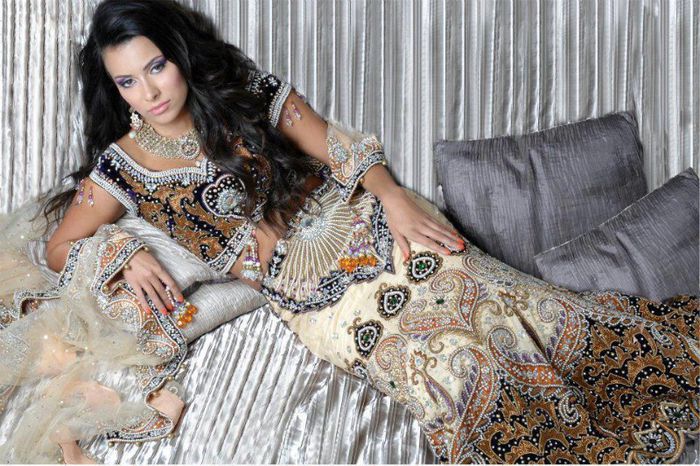 183085_581688445188677_1748849417_n