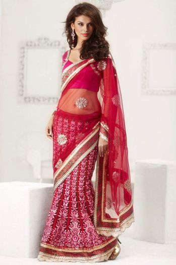 315374_576491525708369_656463378_n