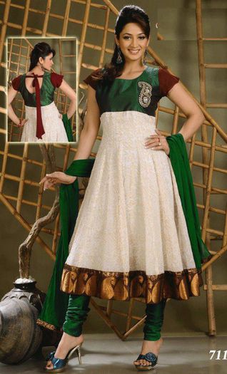 945125_576083422415846_285533071_n