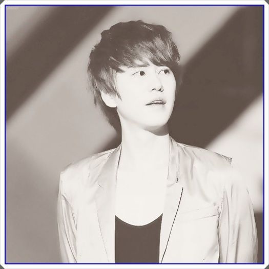 <K> Pai vezi tu..;;)..L-am cam uitat :-"...Da :))