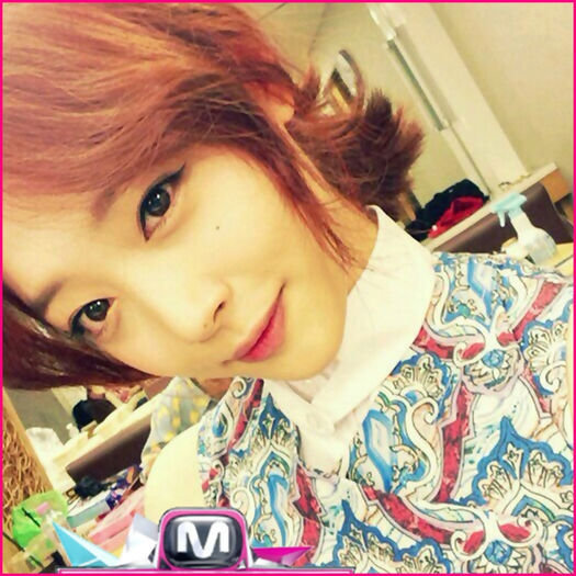 `.. Byee. :) .. Auziti..v`a intrebat Luna ceva de mine? :-s .. :)) ..