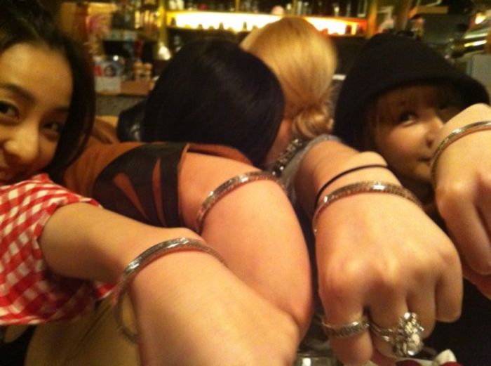 2ne1 friendship