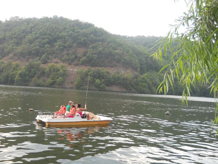 si-am plecat la pescuit .