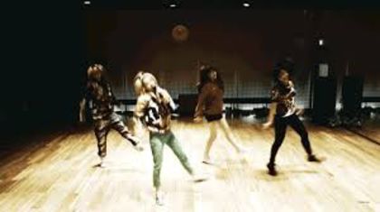 c2 - 2NE1 dance practice