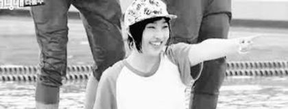 79 - 2NE1 funny moments