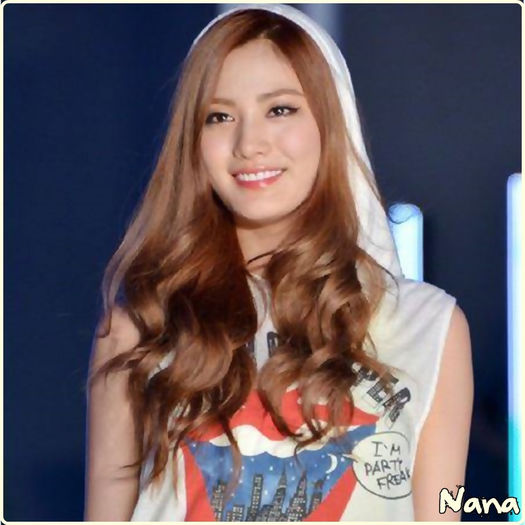 .★. {se uita dupa Lizz} Succes ^^ {se uita spre Seob} Etajul 2 zici, haa? :>