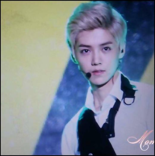 (LH) ..Bineee Kai.. :| Eu plec sus,noapte buna. :) ..(pleaca) (:|