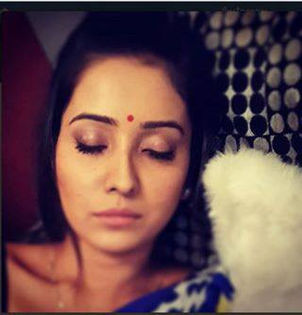 999821_535345299853926_2096141294_n - 2-Arjun si Purvi poze noi