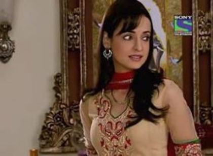 34 - Sanaya Irani aka Chanchan Sarabhai