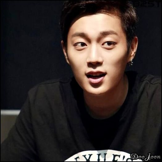 [DJ] ..[se uita la ceas; dupa la DW] Du`te dupa Ji`. A spus JiHyun ca la 21.40 treb sa fie la CUBE. - X - x - CLUB 03 - x - X