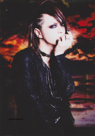 602517_217546778402029_520247681_n - Tatsuya Drummer