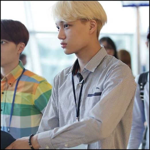 (Kai) ..Daa,doar ca.. :-w Vai ce te urasc. :)) (bea)