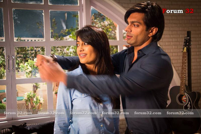 945713_537236342991687_818528921_n