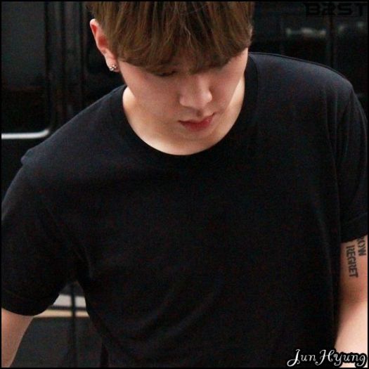 [JH] ..-_- ..Normal ca ma intereseaza. :) ..-_- ..Poti sa o chemi.. te rog? ..:) .. - l - x - Episodul 95 - x - l