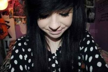 　　　　　　　@RALLU ↘ is my friend ↙