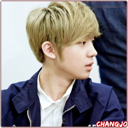 *- Bye. :-s :-? [se ridica] Sii..Dae,nu`i arati camera lui hyung? :-?.