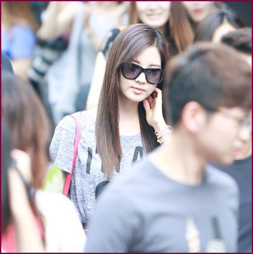 S; Nu,ai o problema cu asta? Daca da,dute interneaza-te cateva zile,luni,ani..si toti traim..