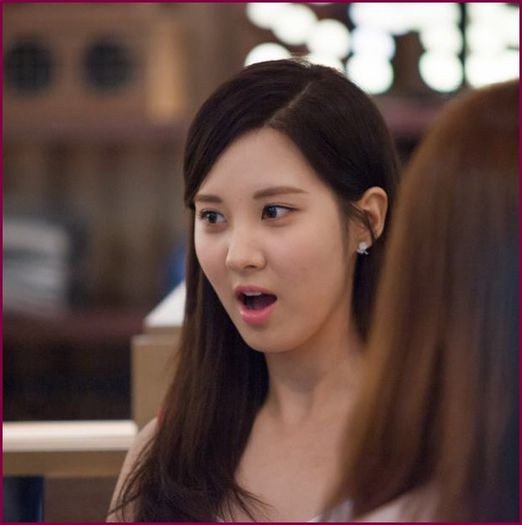 S; tu dai in mine? :| TU DAI IN MINEE? :-L [il impinge pe Kai jos,o loveste pe JA]