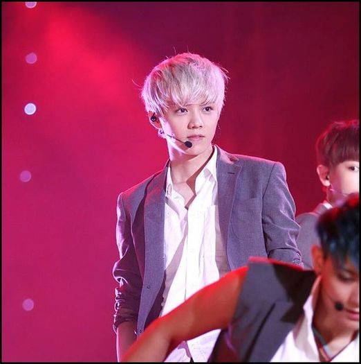 (LH) ..Aaa. #Pokerface.