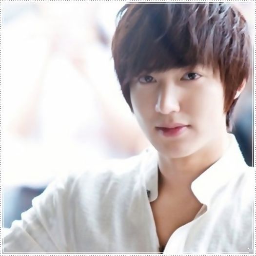 $. ..Ahh.. -_- ... [pleaca la buct; se intoarce cu pansamente]