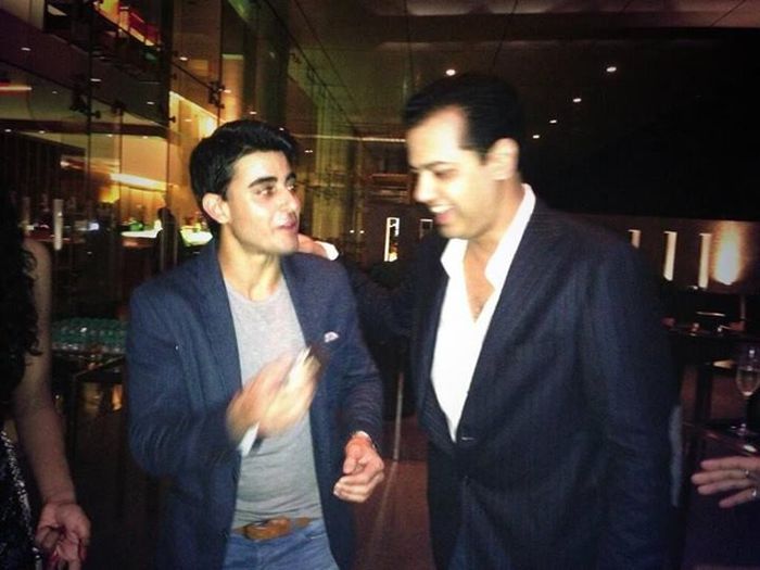 1175364_188739231298851_974347820_n - Gautam Rode