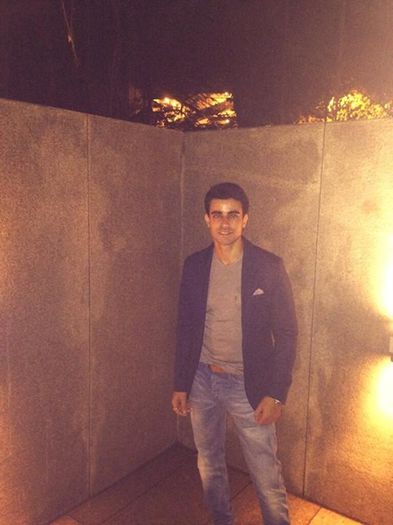 1174874_188723601300414_1875090385_n - Gautam Rode