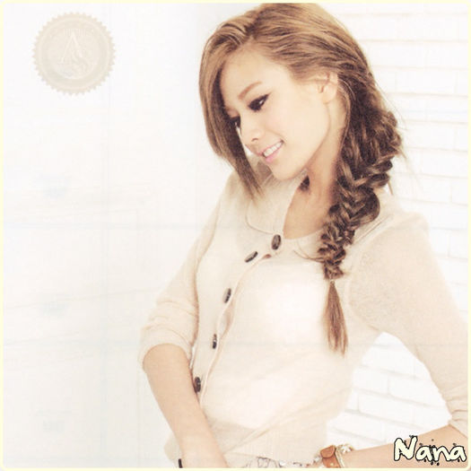 .★. {se uita spre Hye} Interesanta cartea? :-? - l - x - Episodul 98 - x - l