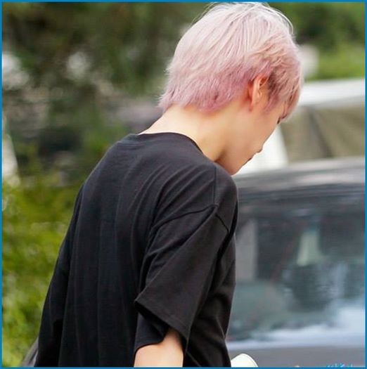 ^H^ [coboara cu o geanta] Constelatia mea. :* :)) [pleaca cu Zelo]