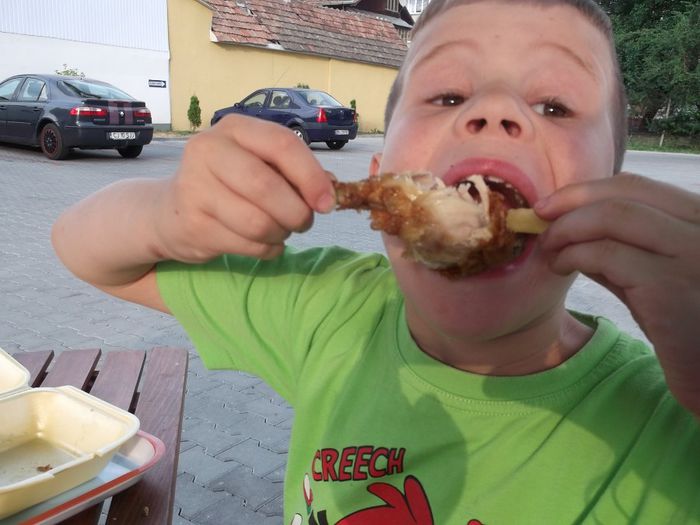 CULMEA...eu mananc carne