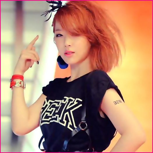 `.. Nu. :-" Buna. ^^.