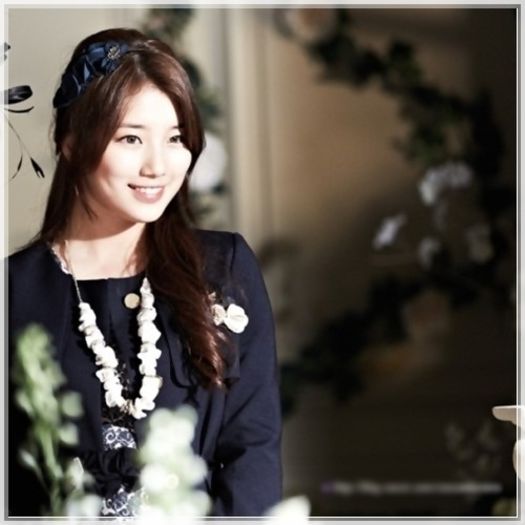 (*) ..Hey Seobie. :3 ...Mnu.. eu nu l`am vazut.. :-?