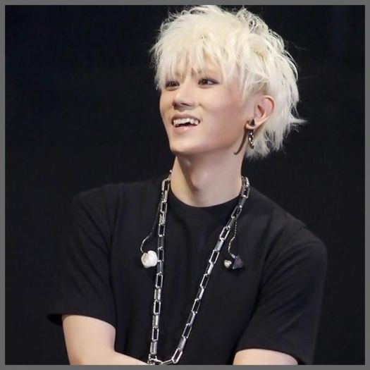 [(:] ..Mhm. :)) ..Poti sa crezi? :)) ..-_- ..:)) - l - x - Episodul 99 - x - l