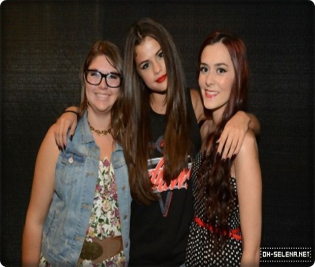 normal_tumblr_mrnasb8JM31r81g3ao3_1280 - xX_Stars Dance World Tour -  Meet and Greets - Vancouver