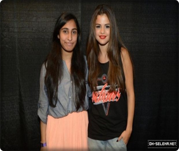 normal_001~36 - xX_Stars Dance World Tour -  Meet and Greets - Vancouver