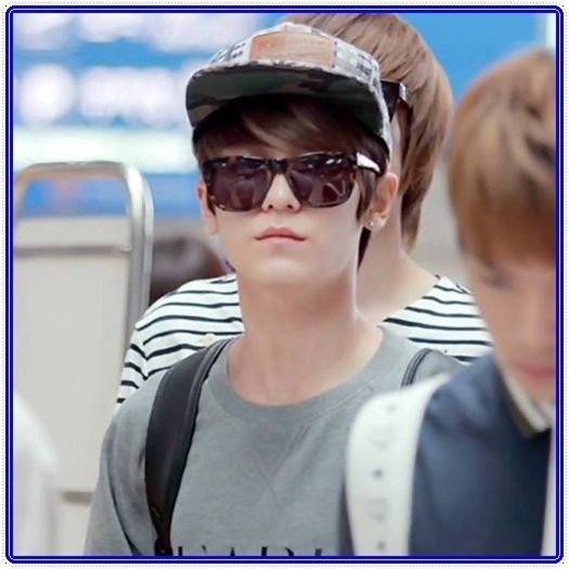 |~| ..Pai.. cand ai intrat in camera.. credeam ca esti vre`o mamaie de aia.. |~| ..Pai.. cand ai intrat in camera.. credeam ca esti vre`o mamaie de aia..