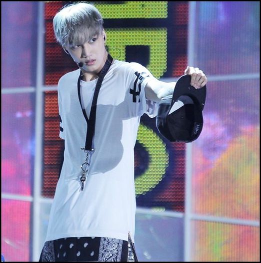 (Kai) ..Umm,bye. Okay..dulce? Cat de dulce? :-?
