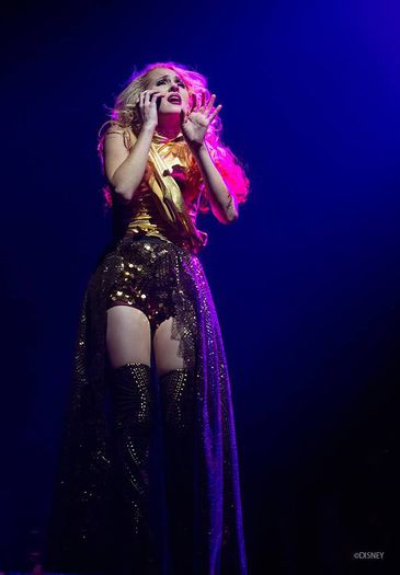 270499_495930650492619_914554821_n