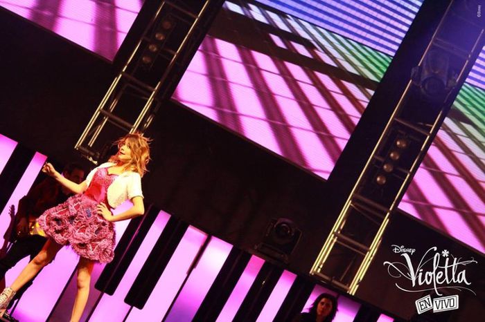 971549_504056629680021_1774225379_n