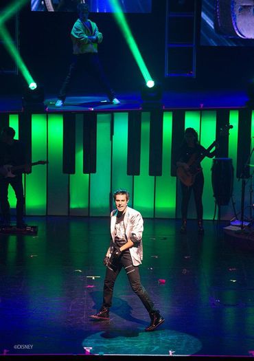 1069958_495930543825963_240508694_n