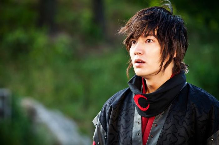  - Lee Min -Hoo