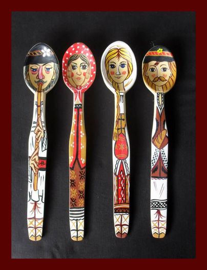 61152_563812366990167_1833056028_n - LINGURI DE LEMN PICTATE MANUAL - tel 0771503314