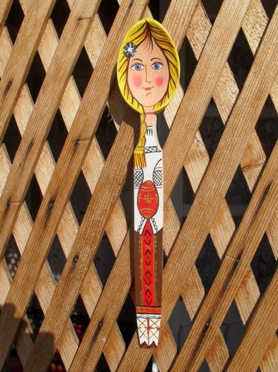 548093_372858142752258_1499870171_n - LINGURI DE LEMN PICTATE MANUAL - tel 0771503314