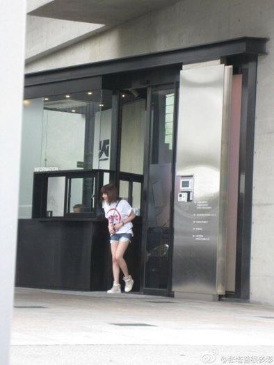 park bom 2ne1