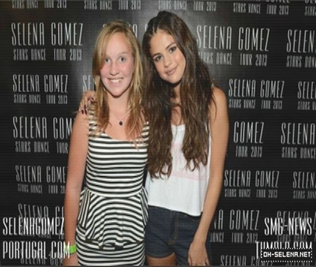 normal_005~33 - xX_Stars Dance World Tour - Meet and Greets - Lethbridge