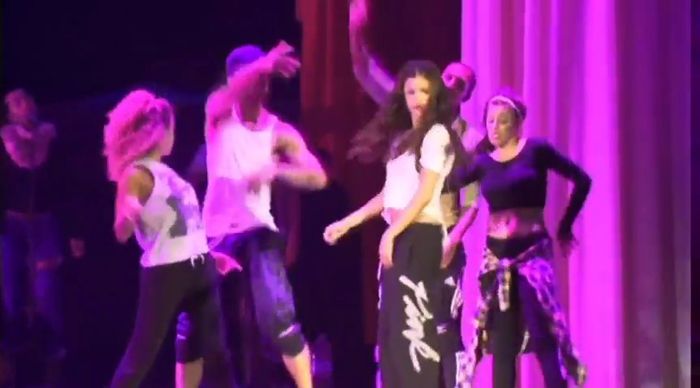 bscap0065 - xX_Interview - Selena on success of debut album Stars Dance