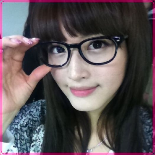 C- .. Thx Sull. ^^ [isi ia bagajele] Noapte buna. :) .. [pleaca sus] ..