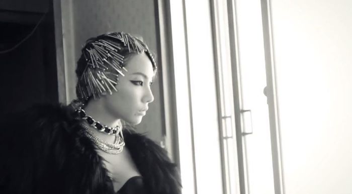CLheader - 2ne1 6